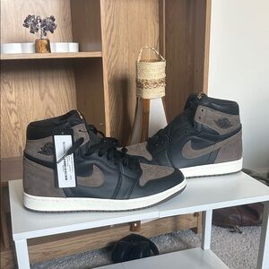 Jordan 1 Retro High OG palomino New with tags no box